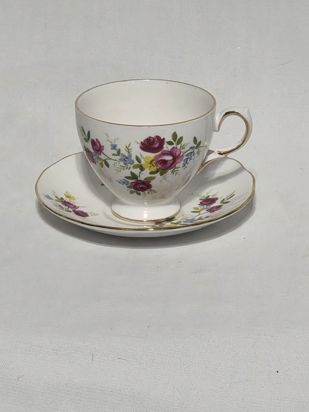 Vintage Queen Anne Bone China Teacup & Saucer Set